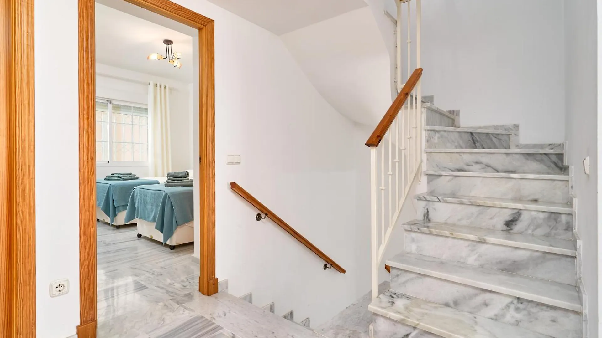 Casa Maritima Villa La Herradura  La Herradura (Granada)